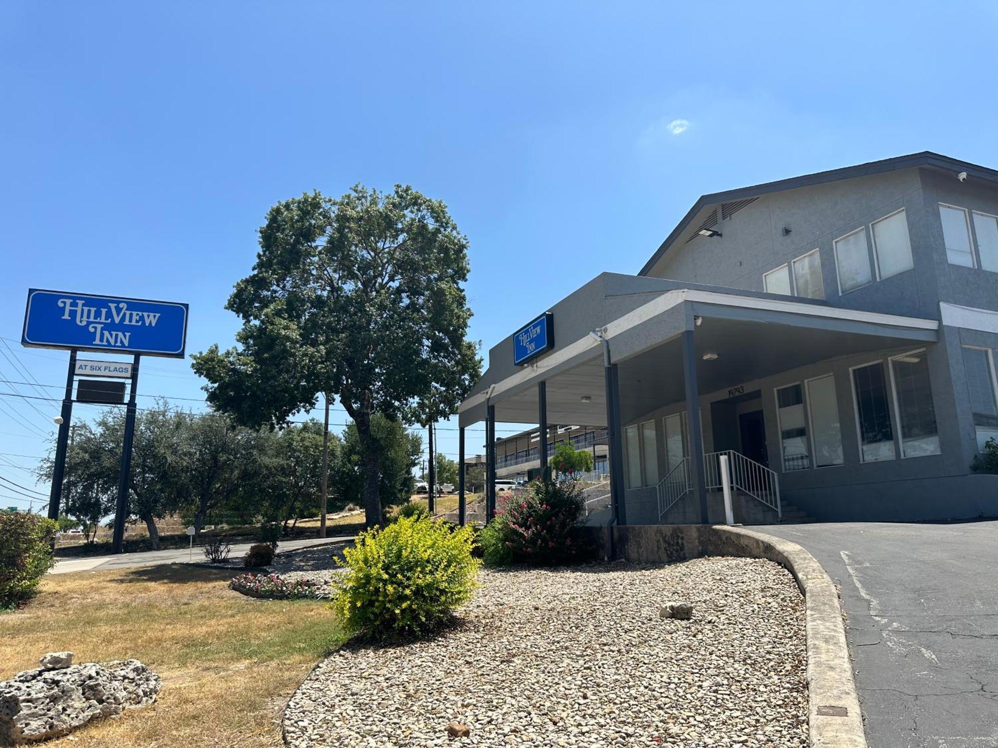 סן אנטוניו Hillview Inn At Six Flags Fiesta מראה חיצוני תמונה