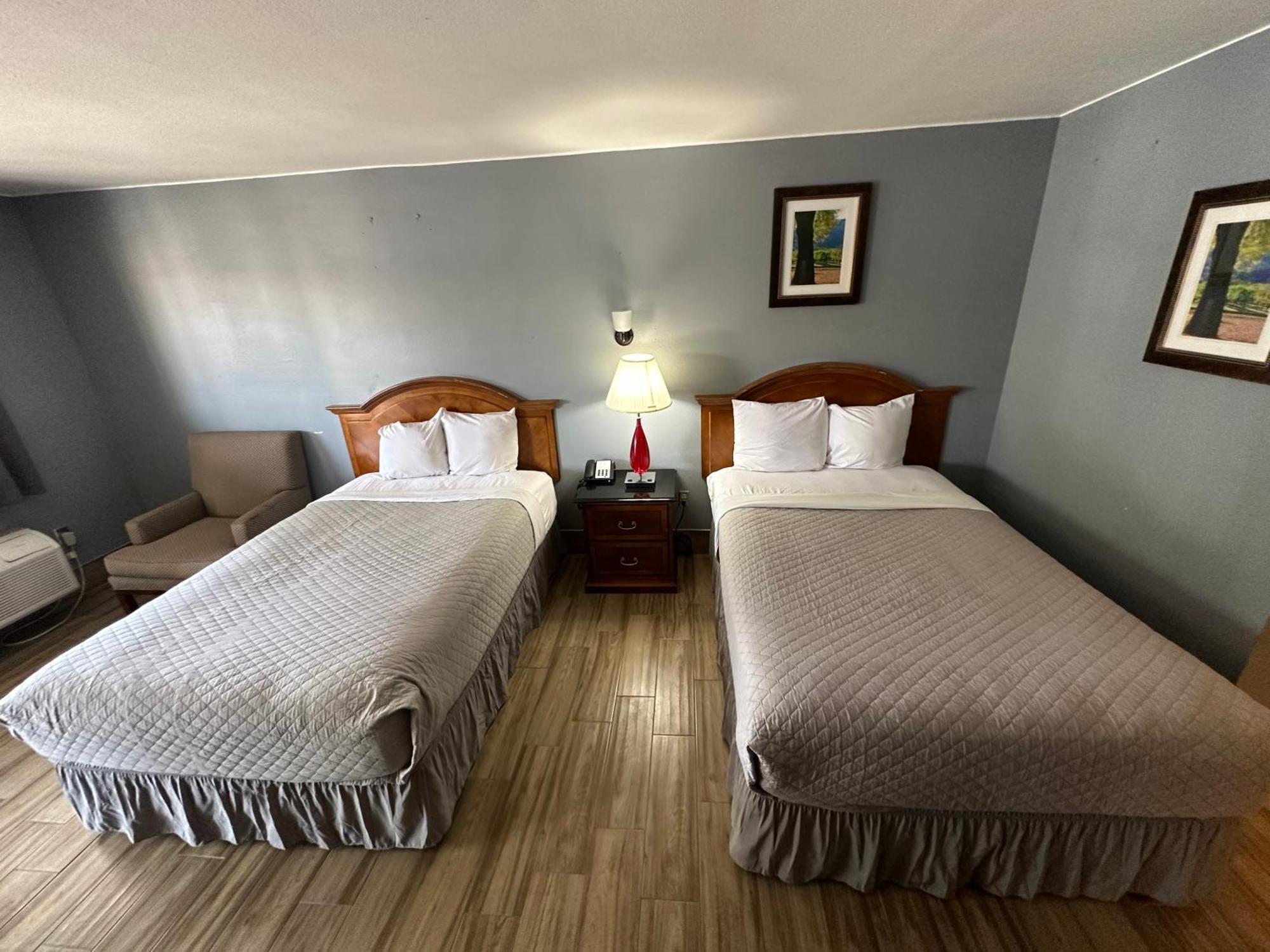 סן אנטוניו Hillview Inn At Six Flags Fiesta מראה חיצוני תמונה
